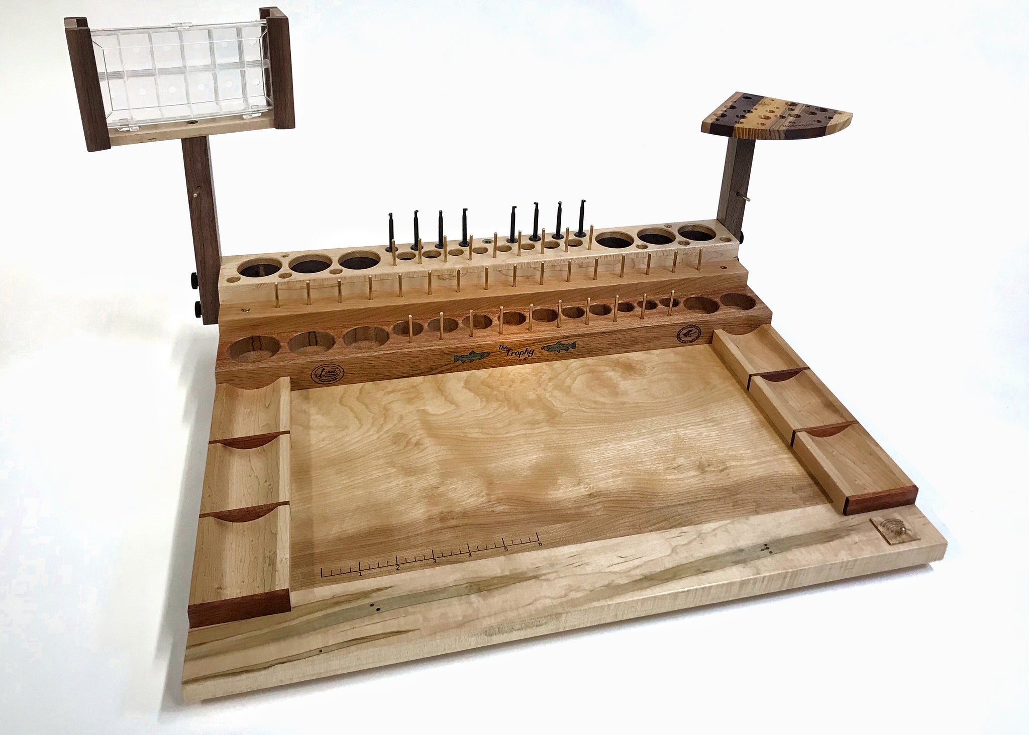 趣味・スポーツ・実用 The Fly-Tier's Benchside Reference Trophy Fly Tying Bench – Fly Ty Bench